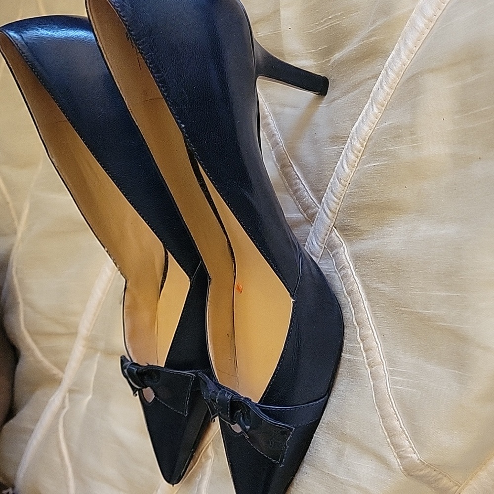 Shoes - Picture 3 of 6